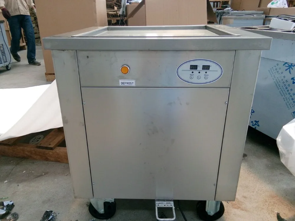 Машина для приготовления рулетов для мороженого на одной квадратной сковороде 110 В/220 В с хладагентом R410A