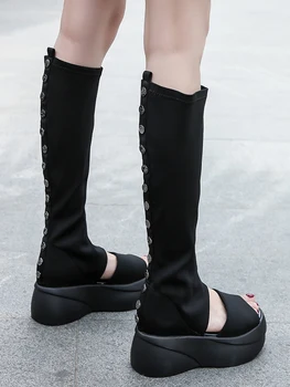 Весенне-летние новые сандалии, Женские удобные эластичные ботинки на толстой подошве с вырезами, обувь с высоким берцем и заклепками в виде рыбьего рта