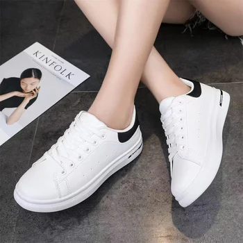 2023 Модная весенне-летняя женская обувь Модная корейская версия новой уличной удобной легкой спортивной обуви